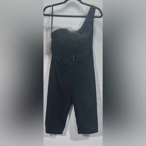 PRETTY LITTLE THING OFF SHOULDER BLACK CAPRIS SIZE US 12 (UK 10)